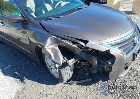 2014 Nissan Altima 2.5 S z USA, uszkodzony, nr VIN 1N4AL3AP7EC126957